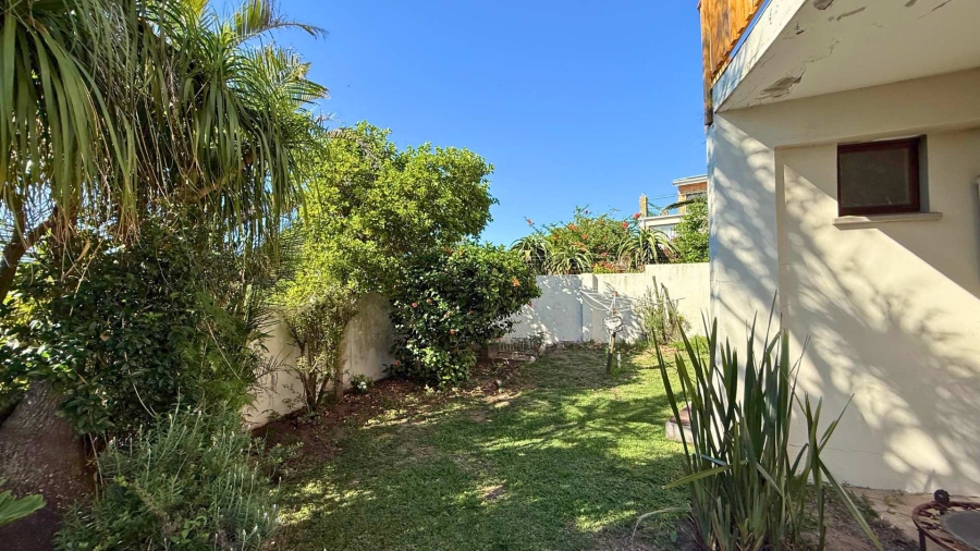 5 Bedroom Property for Sale in Kenton On Sea Eastern Cape